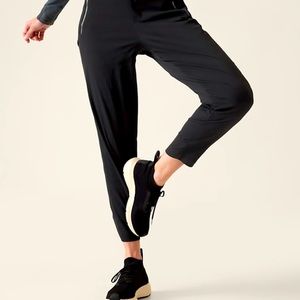 Athleta Trekkie North Jogger Black Sz. 6 R